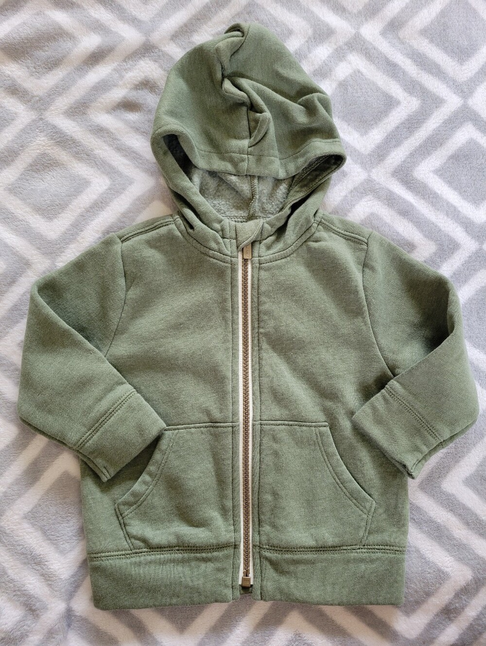 Boys size 12-18 months Green Zip Up Hoodie sweatshirt